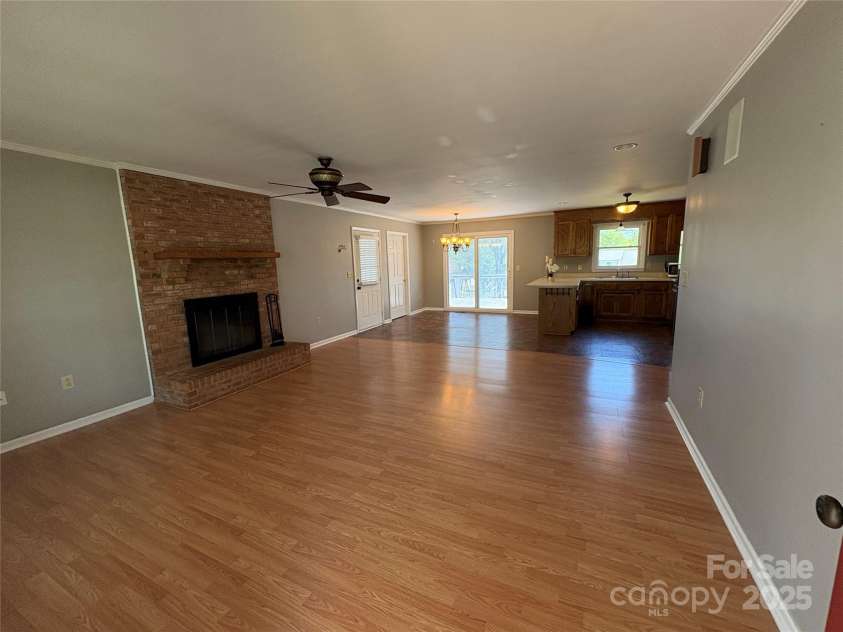 107 Plumtree Drive, Kings Mountain, NC 28086.  MLS# CAR4247144, YatesRealty ID 13686. 