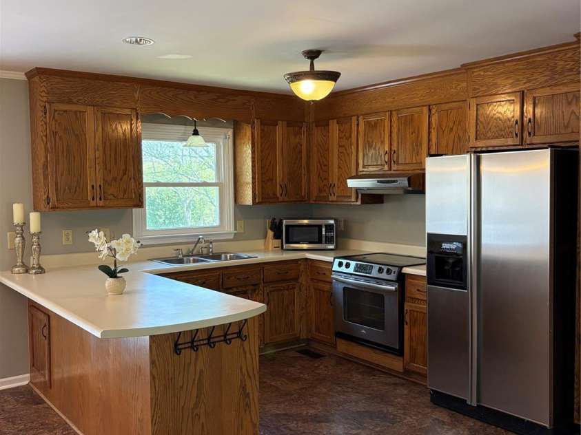 107 Plumtree Drive, Kings Mountain, NC 28086.  MLS# CAR4247144, YatesRealty ID 13686. 