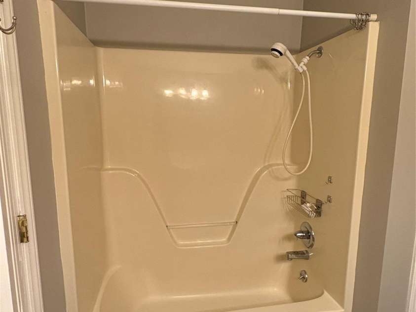 107 Plumtree Drive, Kings Mountain, NC 28086.  MLS# CAR4247144, YatesRealty ID 13686. 