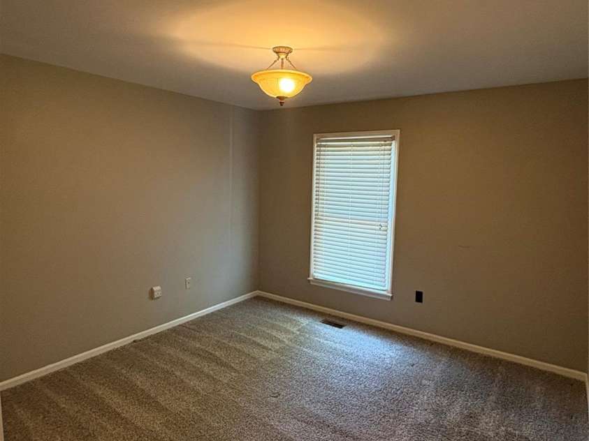 107 Plumtree Drive, Kings Mountain, NC 28086.  MLS# CAR4247144, YatesRealty ID 13686. 