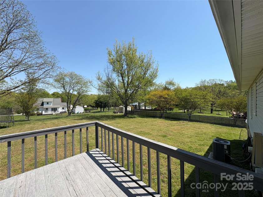 107 Plumtree Drive, Kings Mountain, NC 28086.  MLS# CAR4247144, YatesRealty ID 13686. 