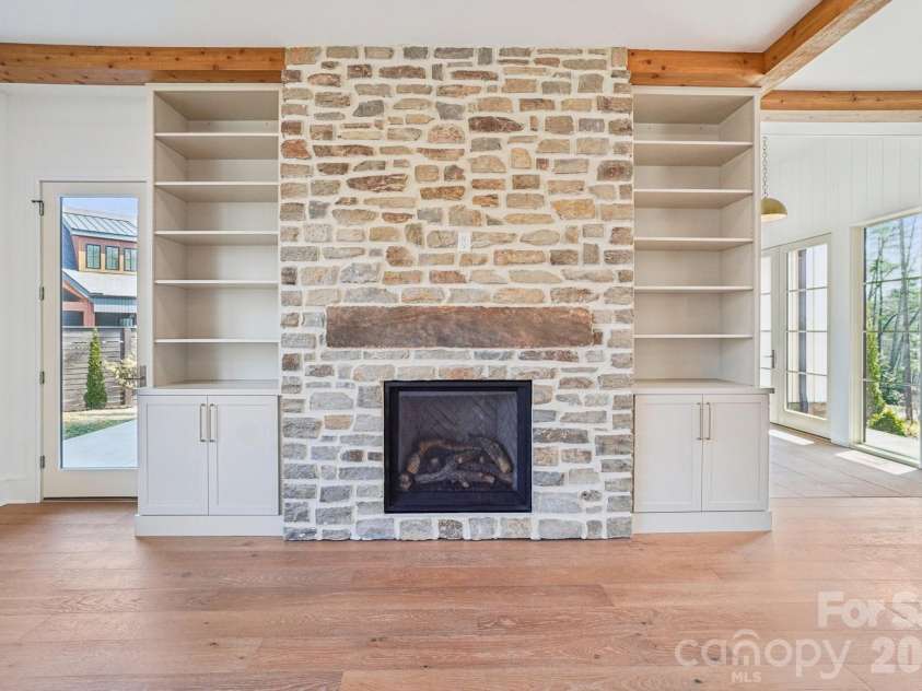 272 Glazener Road, Brevard, NC 28712.  MLS# CAR4355314, YatesRealty ID 13687. 