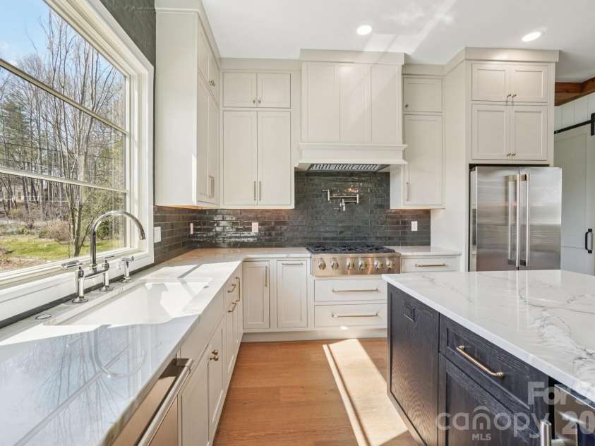 272 Glazener Road, Brevard, NC 28712.  MLS# CAR4355314, YatesRealty ID 13687. 