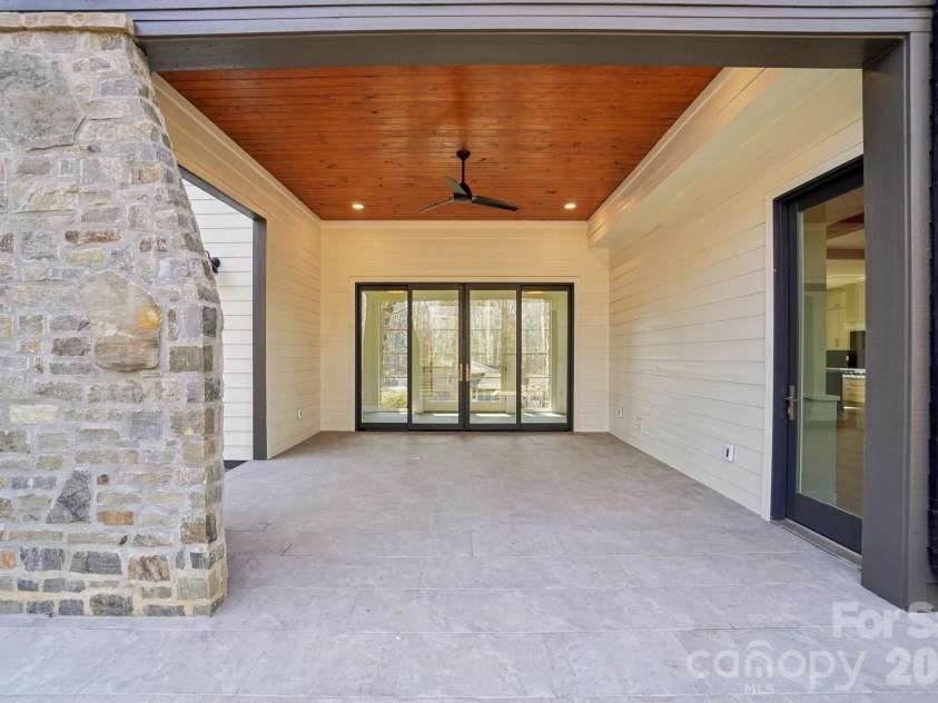 272 Glazener Road, Brevard, NC 28712.  MLS# CAR4355314, YatesRealty ID 13687. 