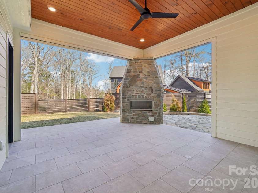 272 Glazener Road, Brevard, NC 28712.  MLS# CAR4355314, YatesRealty ID 13687. 