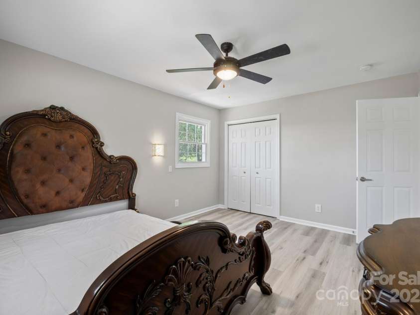 2096 Jay Clark Road, Morganton, NC 28655.  MLS# CAR4248762, YatesRealty ID 13688. 