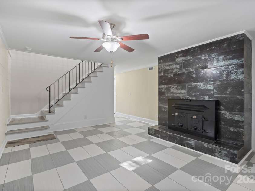 2096 Jay Clark Road, Morganton, NC 28655.  MLS# CAR4248762, YatesRealty ID 13688. 