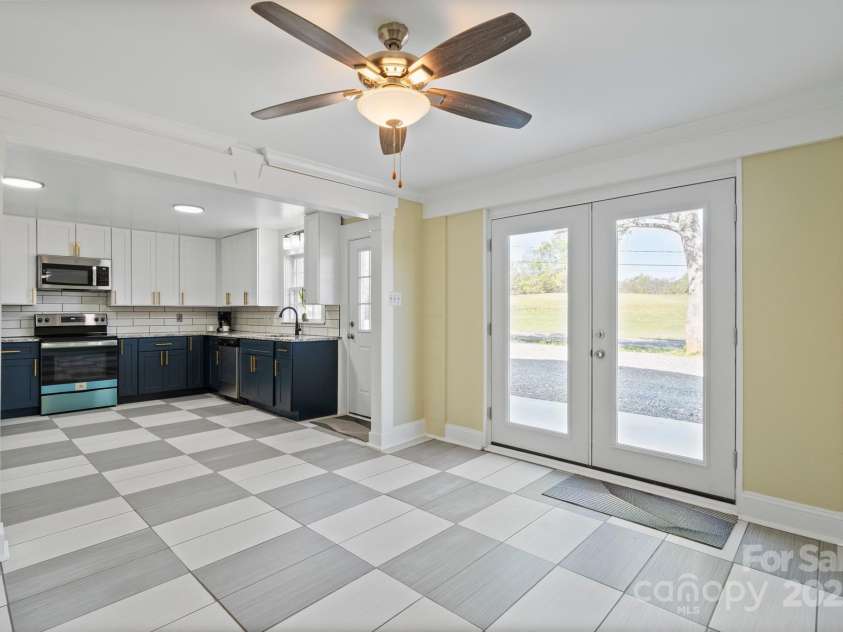2096 Jay Clark Road, Morganton, NC 28655.  MLS# CAR4248762, YatesRealty ID 13688. 