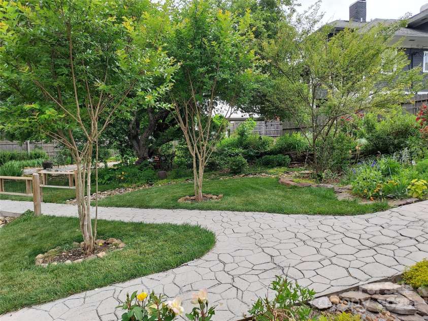 178 Caldwell Street, Brevard, NC 28712.  MLS# CAR4289391, YatesRealty ID 1369. 