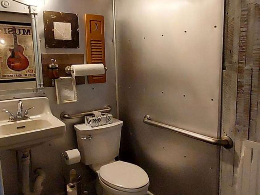 178 Caldwell Street, Brevard, NC 28712.  MLS# CAR4289391, YatesRealty ID 1369. 