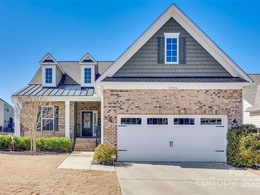 2314 Talon Point Circle, Fort Mill, SC 29715.  MLS# CAR4223819, YatesRealty ID 1369. 