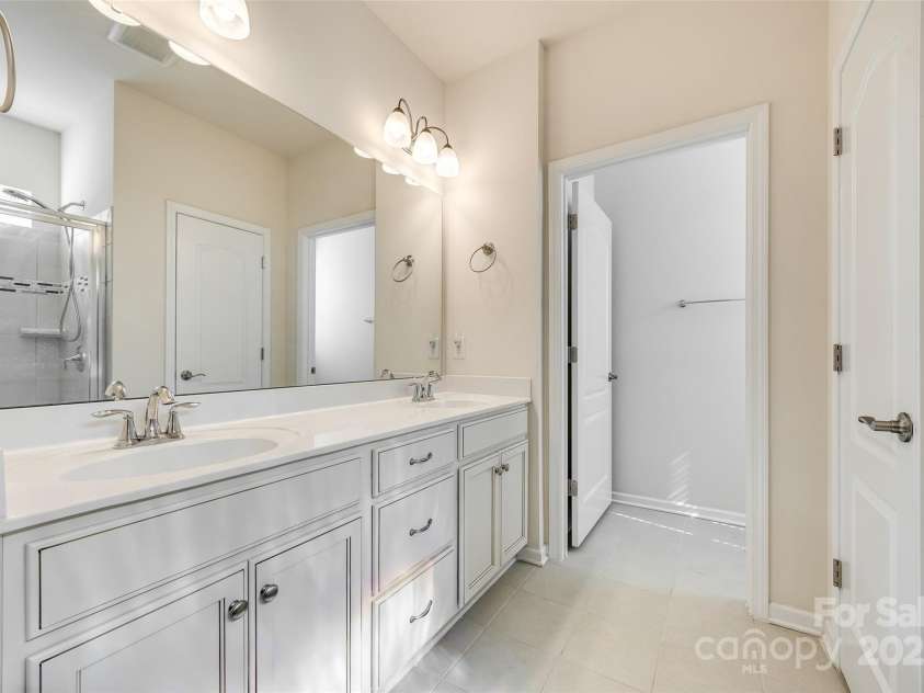 2314 Talon Point Circle, Fort Mill, SC 29715.  MLS# CAR4223819, YatesRealty ID 1369. 