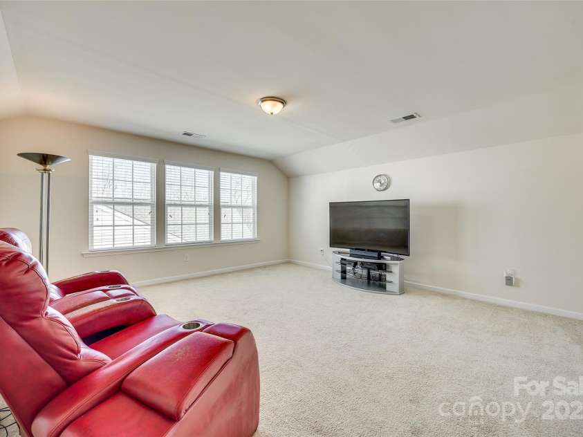 2314 Talon Point Circle, Fort Mill, SC 29715.  MLS# CAR4223819, YatesRealty ID 1369. 