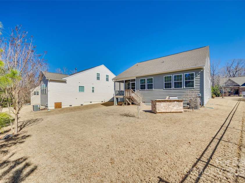 2314 Talon Point Circle, Fort Mill, SC 29715.  MLS# CAR4223819, YatesRealty ID 1369. 