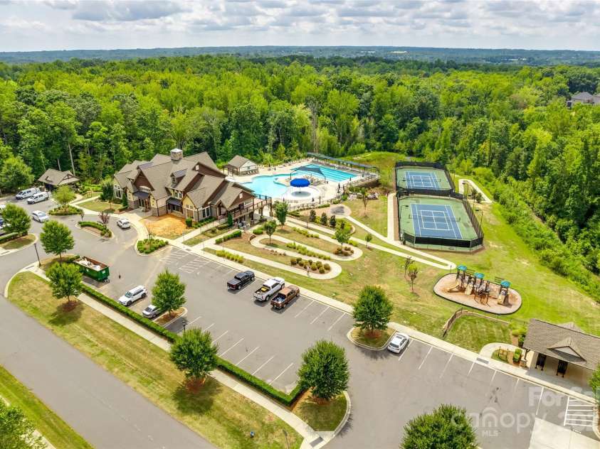 2314 Talon Point Circle, Fort Mill, SC 29715.  MLS# CAR4223819, YatesRealty ID 1369. 