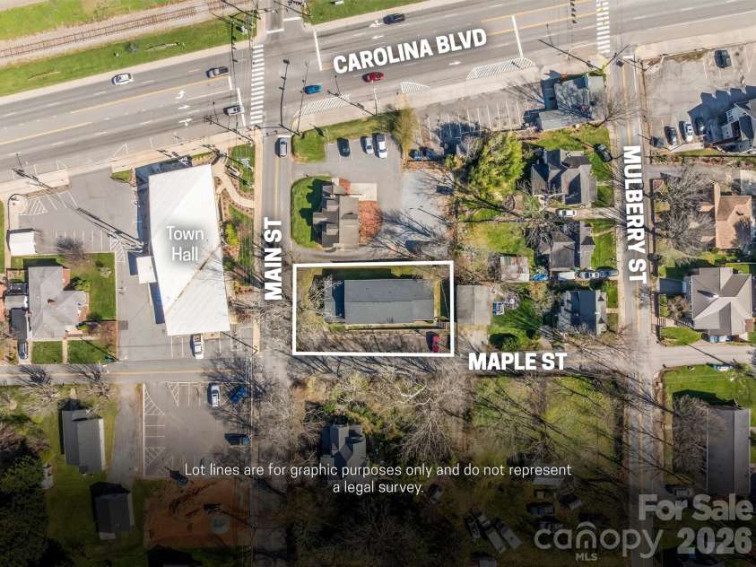 71 Maple Street, Clyde, NC 28721.  MLS# CAR4372606, YatesRealty ID 13692. 