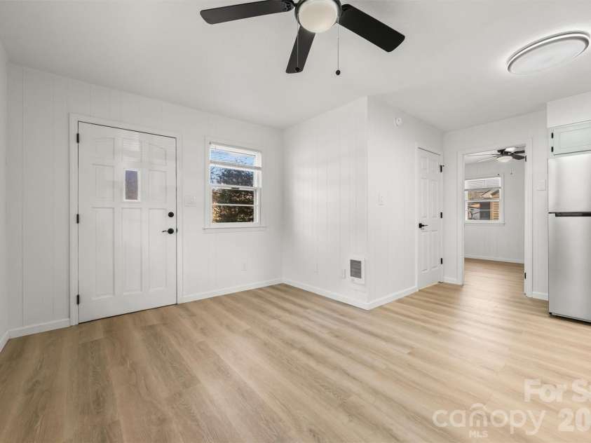 71 Maple Street, Clyde, NC 28721.  MLS# CAR4372606, YatesRealty ID 13692. 