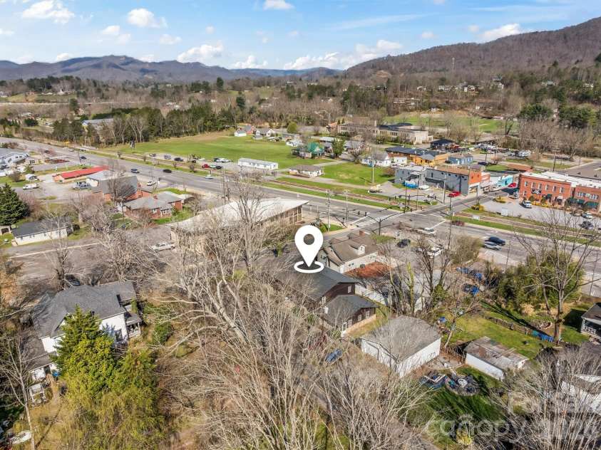71 Maple Street, Clyde, NC 28721.  MLS# CAR4372606, YatesRealty ID 13692. 