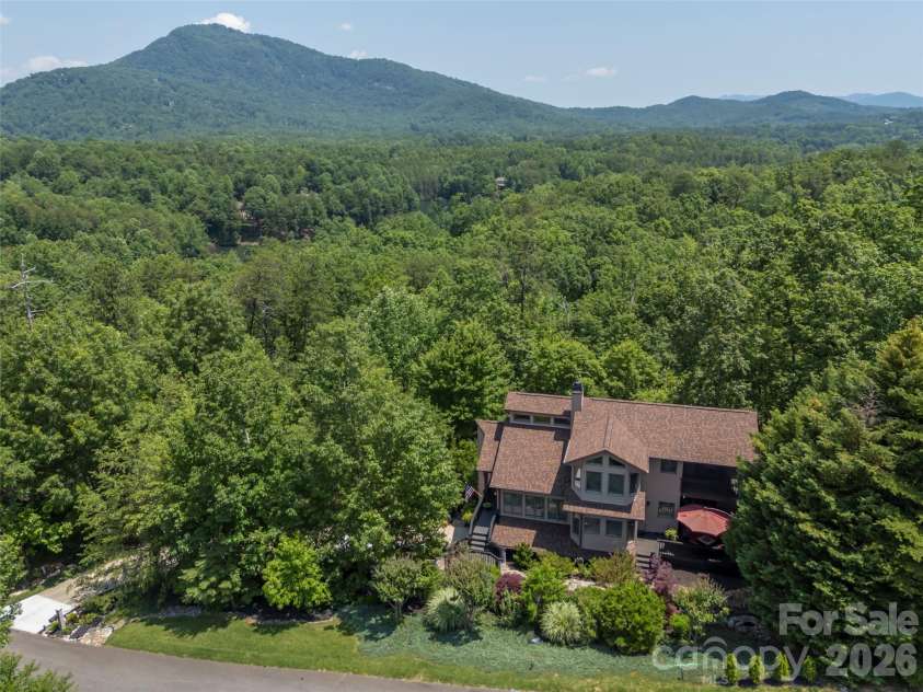 117 Eagles Crest Way, Lake Lure, NC 28746.  MLS# CAR4334986, YatesRealty ID 13695. 