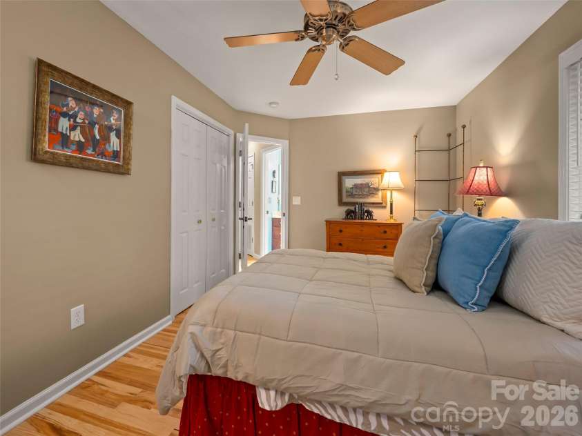 117 Eagles Crest Way, Lake Lure, NC 28746.  MLS# CAR4334986, YatesRealty ID 13695. 