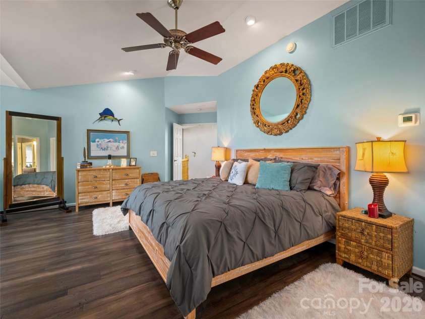 117 Eagles Crest Way, Lake Lure, NC 28746.  MLS# CAR4334986, YatesRealty ID 13695. 
