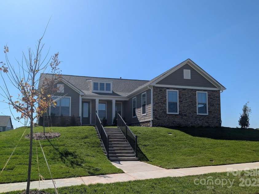 1628 Dresden Drive, Rock Hill, SC 29732.  MLS# CAR4327177, YatesRealty ID 13697. 