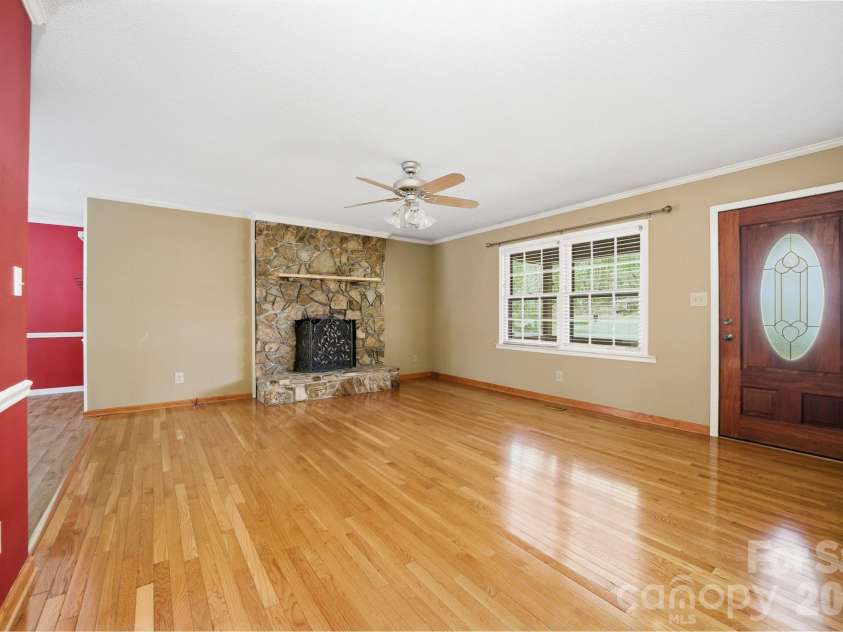 412 Poplar Street, Stanley, NC 28164.  MLS# CAR4363818, YatesRealty ID 13697. 