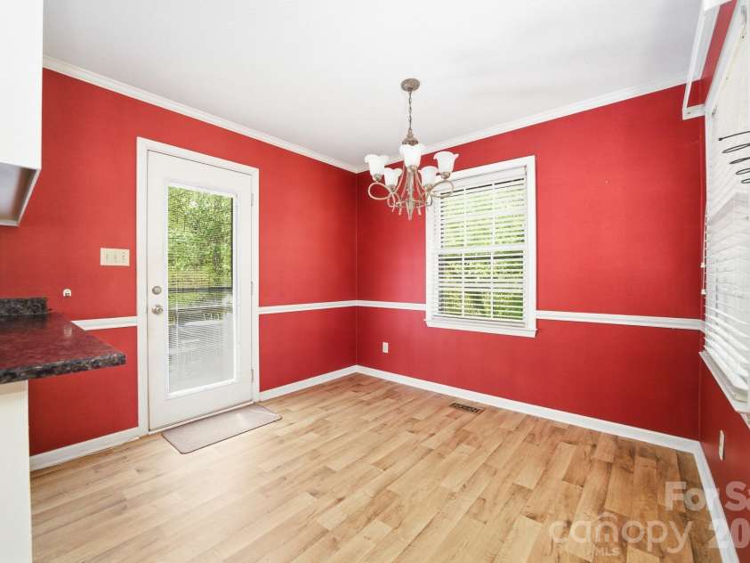412 Poplar Street, Stanley, NC 28164.  MLS# CAR4363818, YatesRealty ID 13697. 