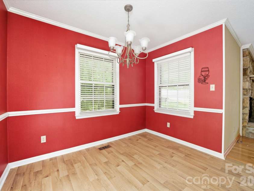 412 Poplar Street, Stanley, NC 28164.  MLS# CAR4363818, YatesRealty ID 13697. 