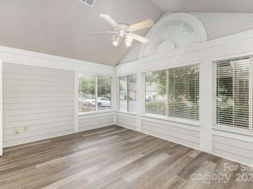 9013 Trellis Pointe Boulevard, Charlotte, NC 28227.  MLS# CAR4254997, YatesRealty ID 13699. 