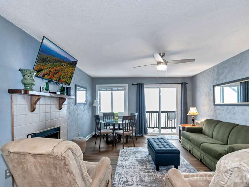 301 Pinnacle Inn Road, Beech Mountain, NC 28604.  MLS# CAR4210516, YatesRealty ID 137. 