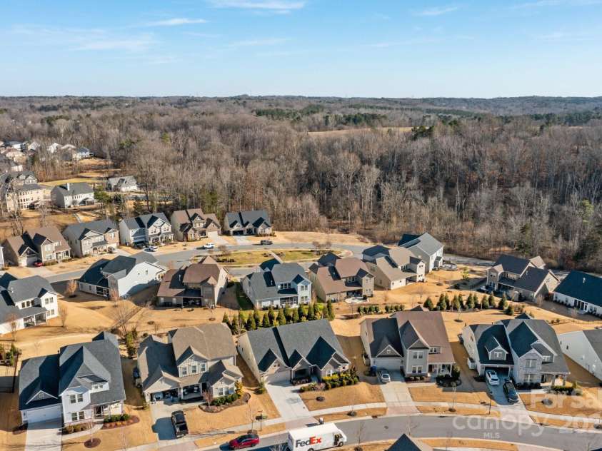 12904 Vermillion Crossing, Huntersville, NC 28078.  MLS# CAR4218955, YatesRealty ID 1370. 