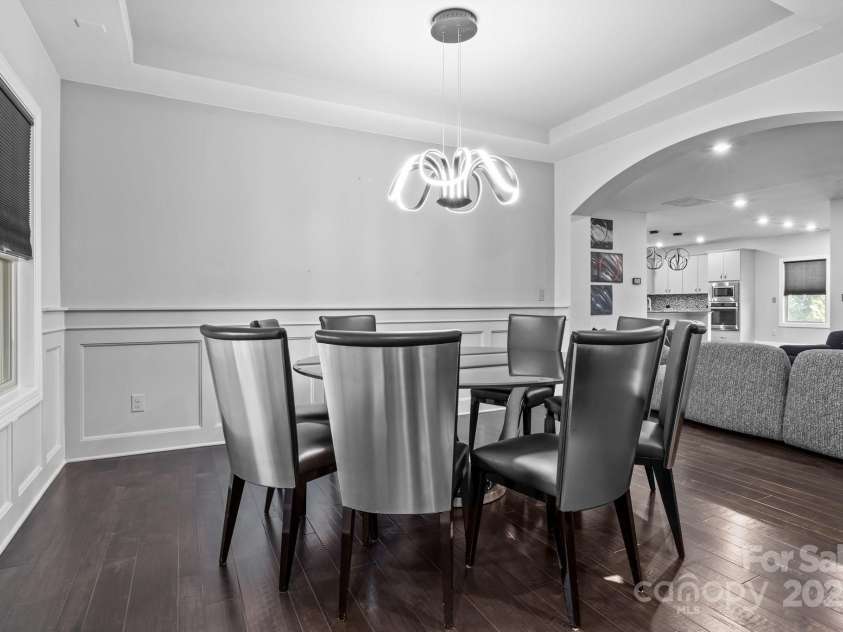 12904 Vermillion Crossing, Huntersville, NC 28078.  MLS# CAR4218955, YatesRealty ID 1370. DINNING ROOM