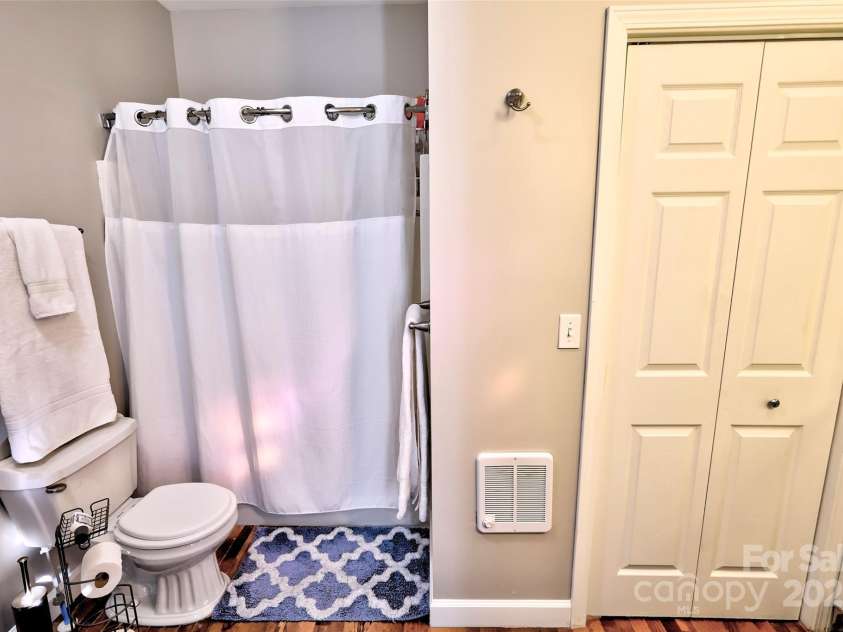 1333 Pigeon Creek Road, Bryson City, NC 28713.  MLS# CAR4300294, YatesRealty ID 1370. 