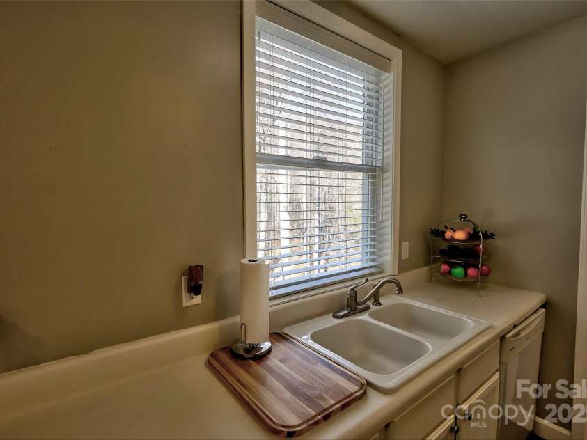 1333 Pigeon Creek Road, Bryson City, NC 28713.  MLS# CAR4300294, YatesRealty ID 1370. 