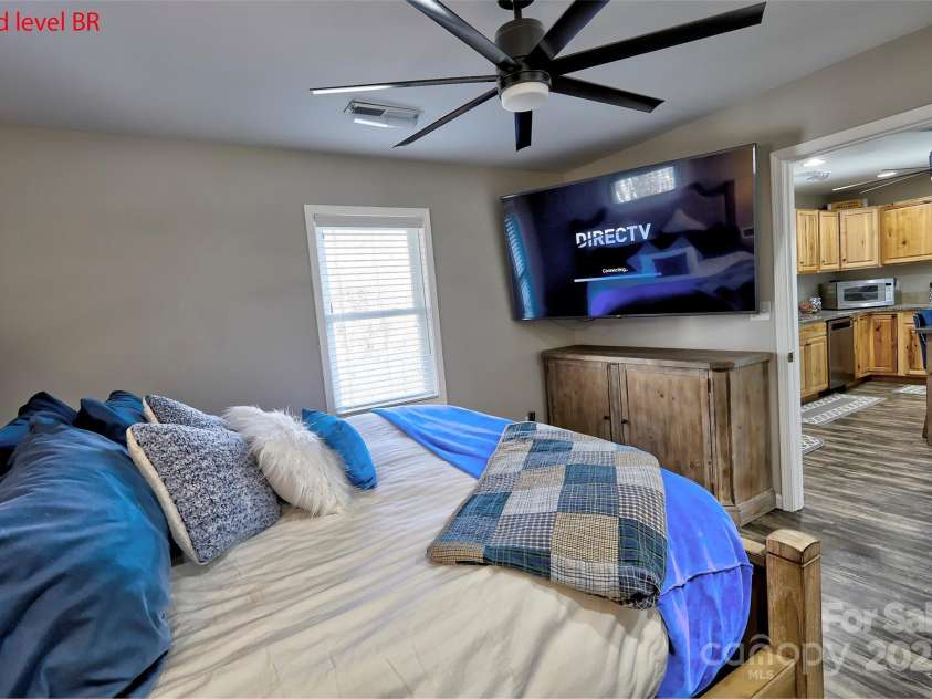 1333 Pigeon Creek Road, Bryson City, NC 28713.  MLS# CAR4300294, YatesRealty ID 1370. 