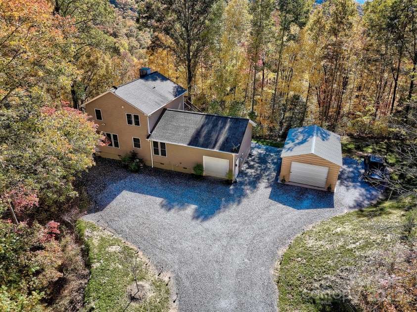 1333 Pigeon Creek Road, Bryson City, NC 28713.  MLS# CAR4300294, YatesRealty ID 1370. 