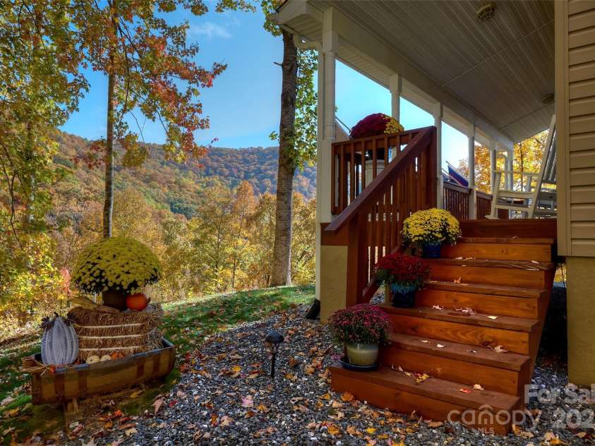 1333 Pigeon Creek Road, Bryson City, NC 28713.  MLS# CAR4300294, YatesRealty ID 1370. 