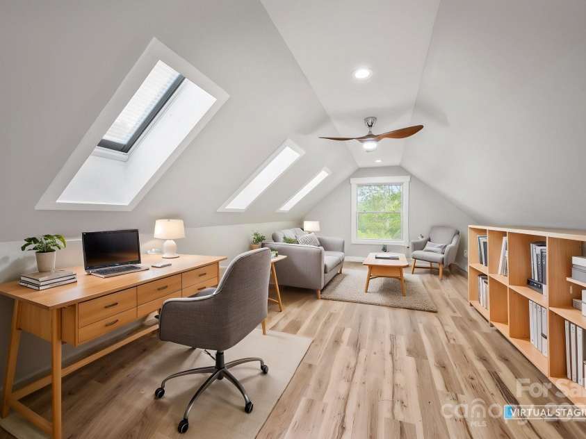 95 Beaver Drive, Asheville, NC 28804.  MLS# CAR4258303, YatesRealty ID 13700. Above Garage Could Be Your Office, Studio or Yoga Space - Virtually Staged
