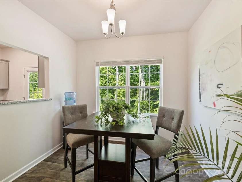 6037 Guildford Hill Lane, Charlotte, NC 28215.  MLS# CAR4252124, YatesRealty ID 13701. 