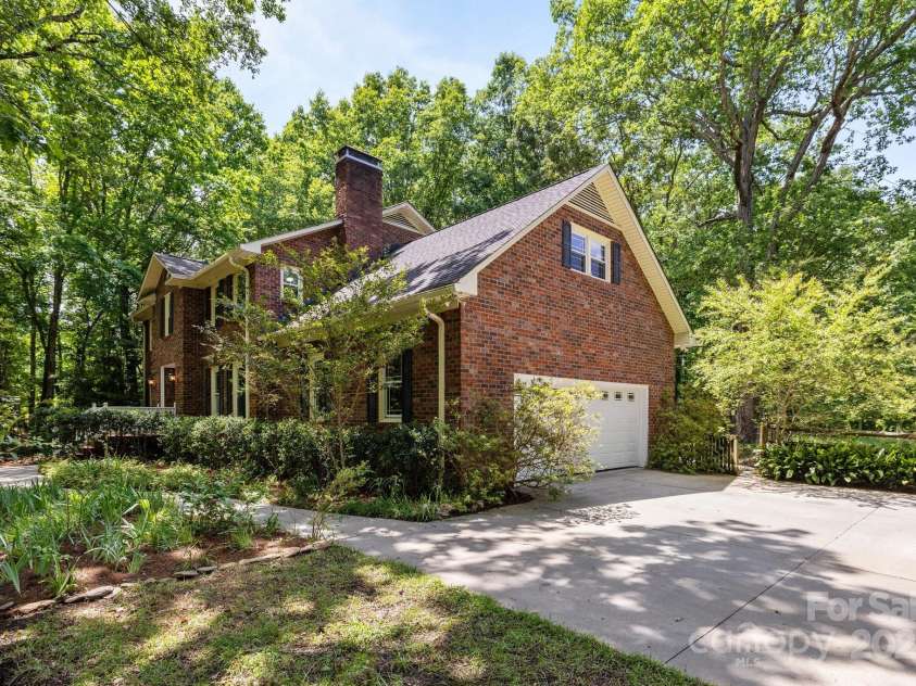 208 Devonport Drive, Weddington, NC 28104.  MLS# CAR4249631, YatesRealty ID 13703. 