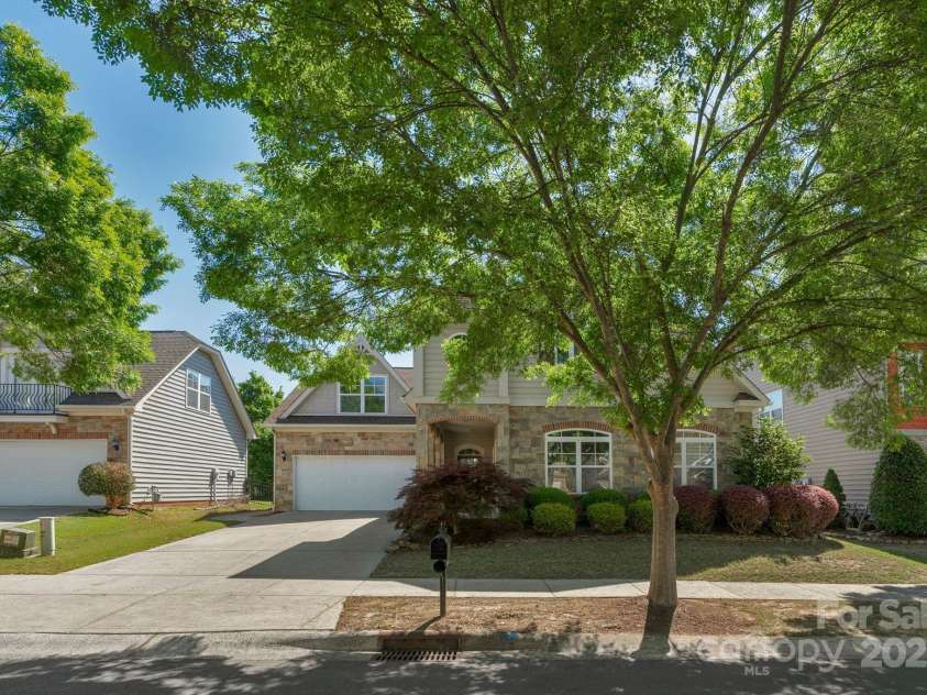 3009 Scottcrest Way, Waxhaw, NC 28173.  MLS# CAR4222104, YatesRealty ID 13704. 