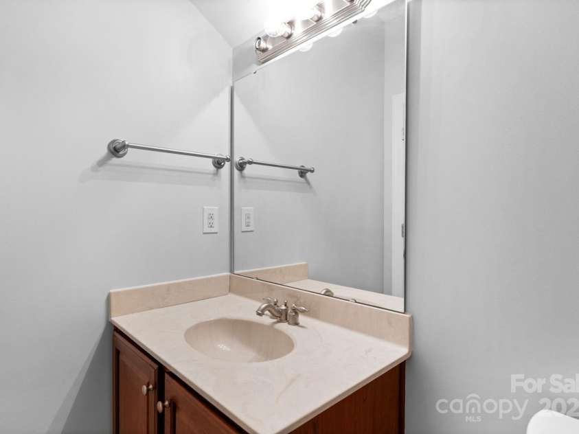 3009 Scottcrest Way, Waxhaw, NC 28173.  MLS# CAR4222104, YatesRealty ID 13704. 