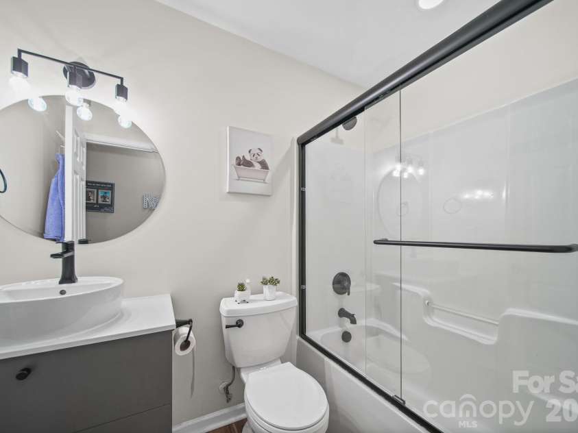 8409 Ewen Circle, Charlotte, NC 28269.  MLS# CAR4369850, YatesRealty ID 13705. 