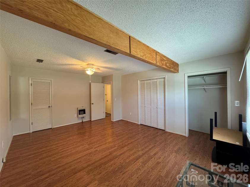 337 Willow Run Drive, Forest City, NC 28043.  MLS# CAR4368312, YatesRealty ID 13706. 