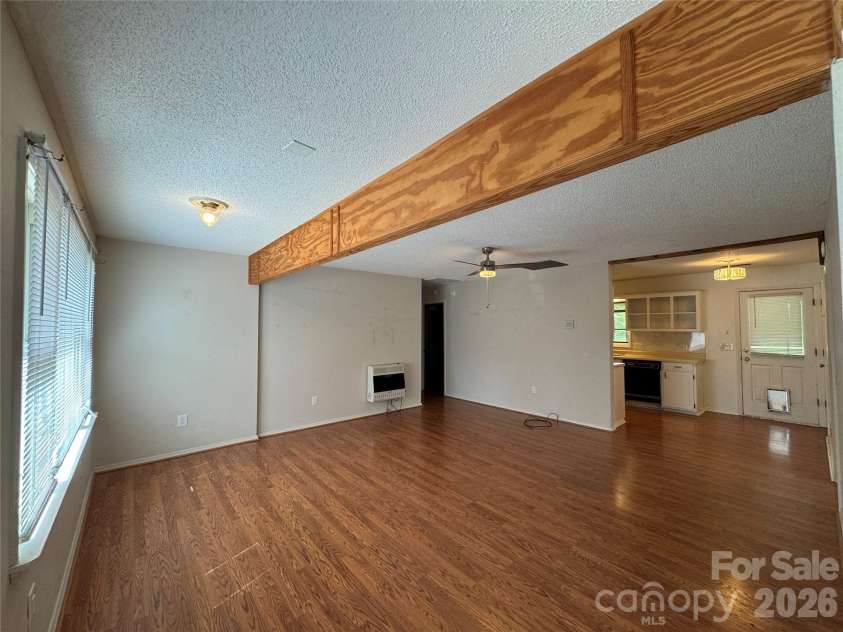 337 Willow Run Drive, Forest City, NC 28043.  MLS# CAR4368312, YatesRealty ID 13706. Living space area