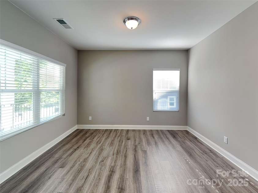15003 Boudins Lane, Charlotte, NC 28278.  MLS# CAR4256487, YatesRealty ID 13707. 