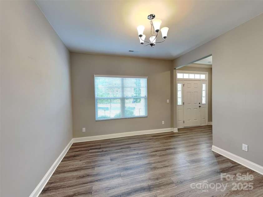 15003 Boudins Lane, Charlotte, NC 28278.  MLS# CAR4256487, YatesRealty ID 13707. 