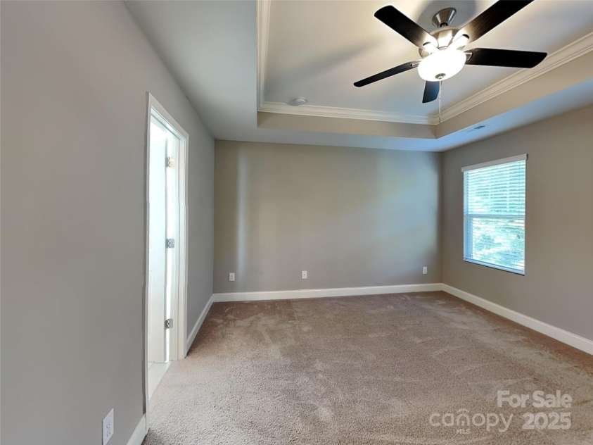 15003 Boudins Lane, Charlotte, NC 28278.  MLS# CAR4256487, YatesRealty ID 13707. 