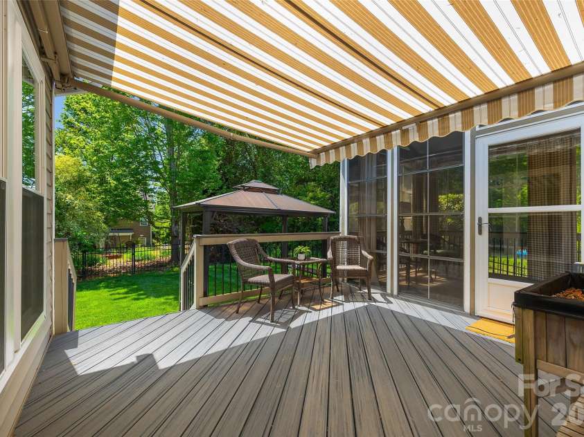 7211 Meyer Road, Fort Mill, SC 29715.  MLS# CAR4369839, YatesRealty ID 13709. 